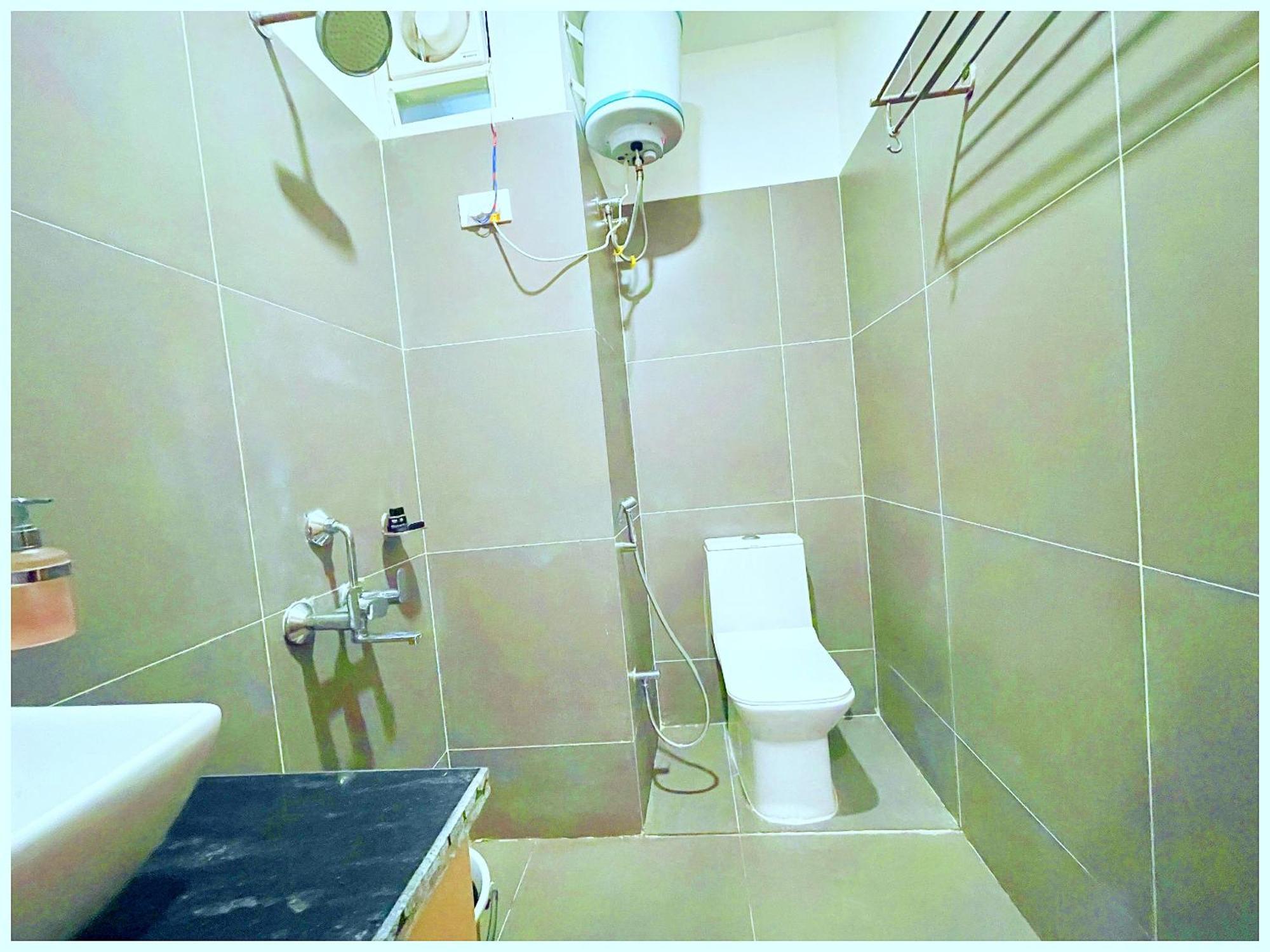Simla Hotel K R I S H N A B - B Near Mall Road And Temple Экстерьер фото